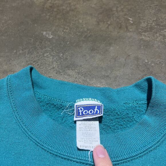 Vintage 90s Winnie the Pooh White Disney Sweatshirt - Picture 4 of 4